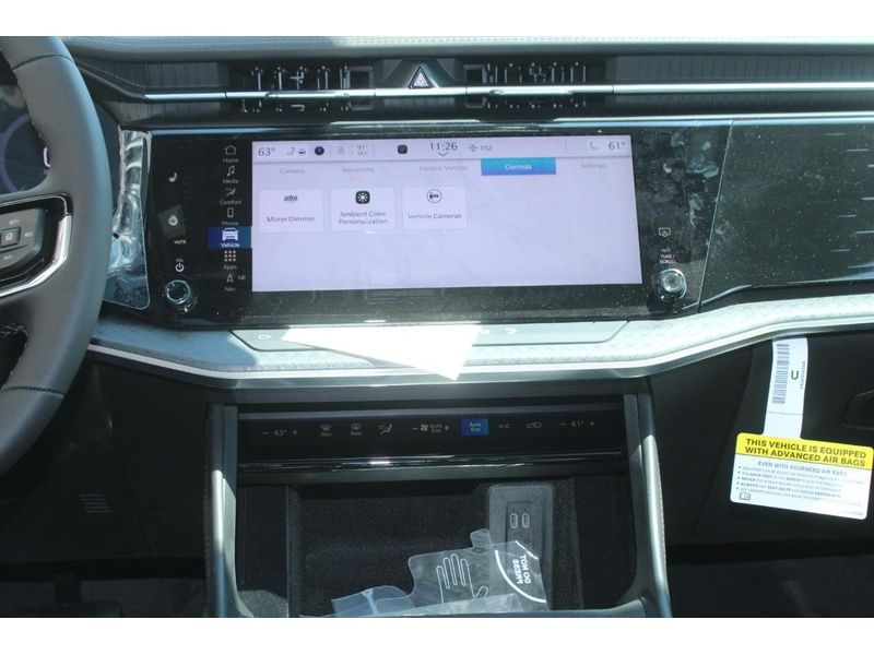 2025 Jeep Wagoneer S Limited photo 8