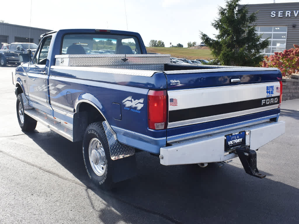 1996 Ford F-250 XLT photo 3