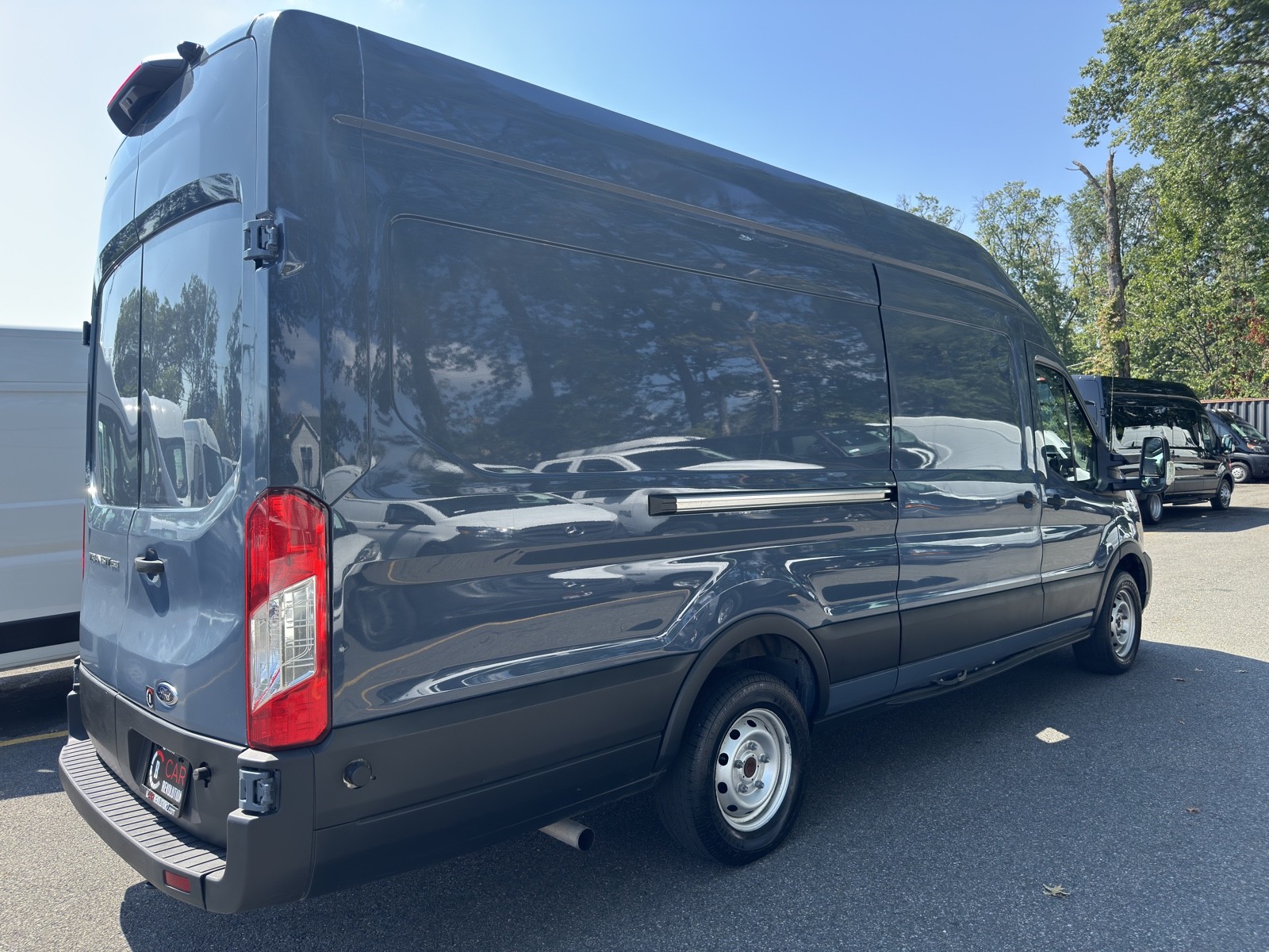 2022 Ford Transit photo 7