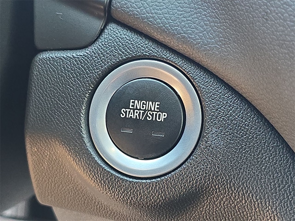 2023 Chevrolet Equinox LT photo 17