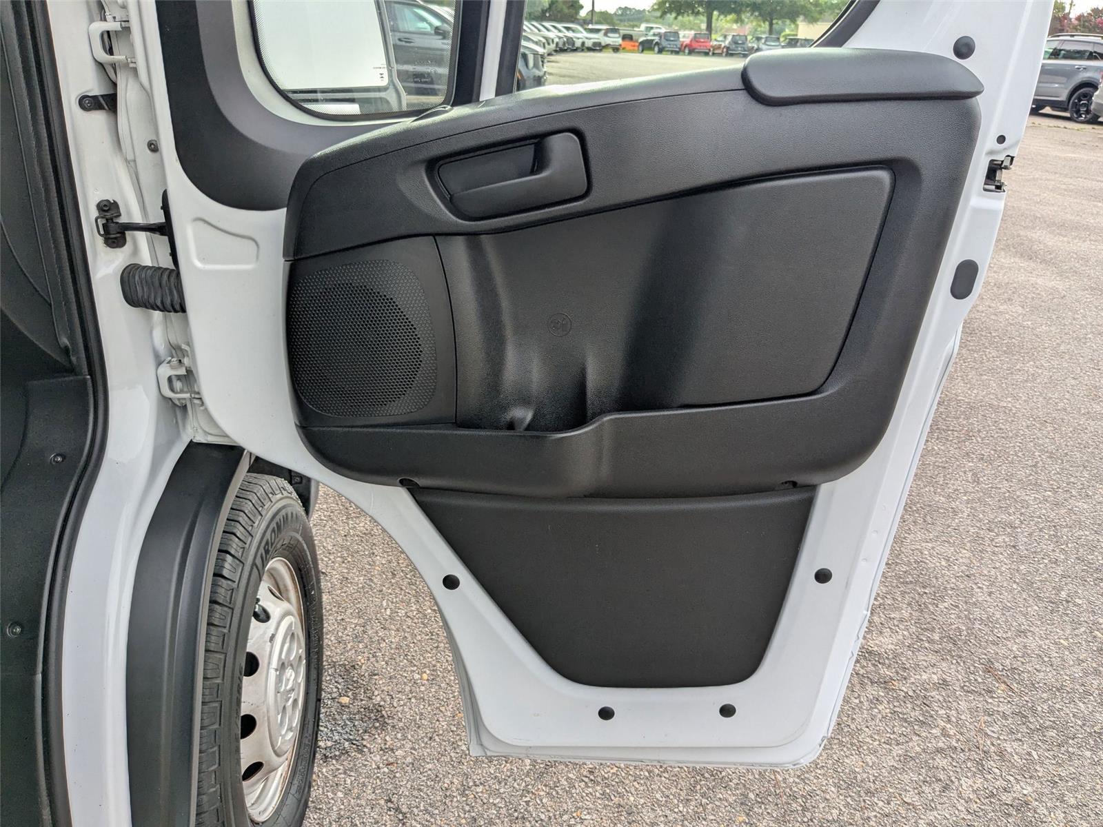 2023 Ram ProMaster 2500 photo 25