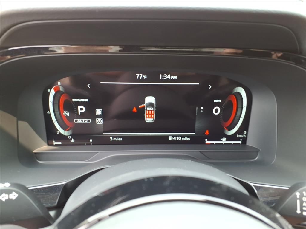 2025 Nissan Pathfinder Platinum photo 15