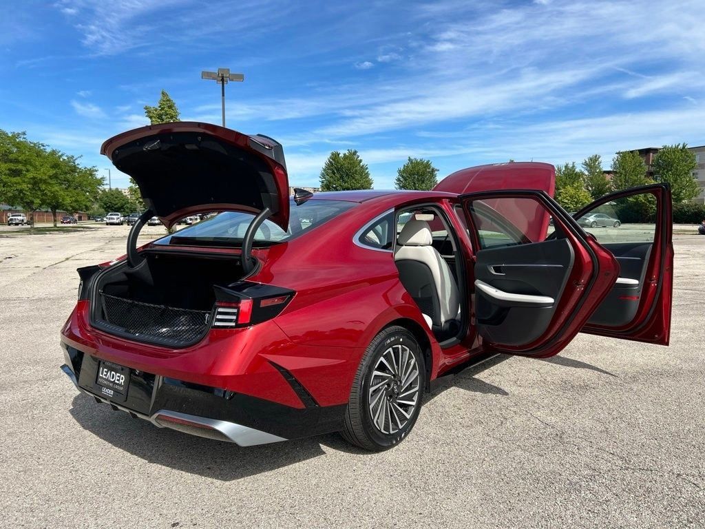 2024 Hyundai Sonata Hybrid SEL photo 25