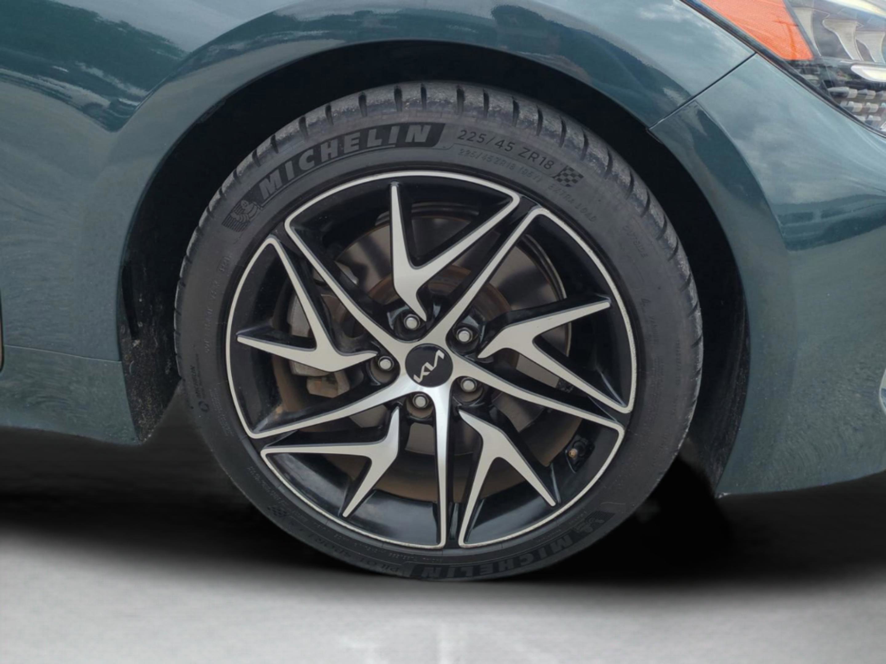 2022 Kia Stinger GT-Line photo 10