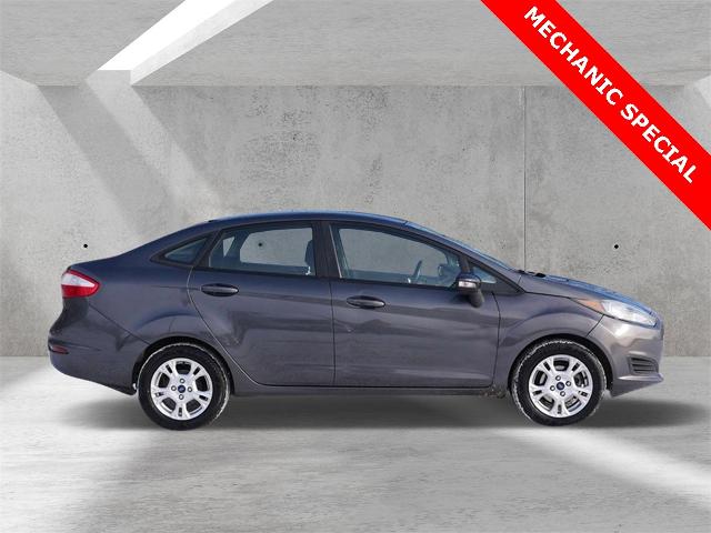 Used 2016 Ford Fiesta SE with VIN 3FADP4BJ1GM103953 for sale in Shakopee, Minnesota
