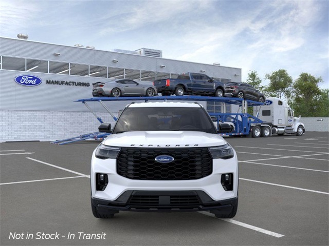 2026 Ford Explorer ST-Line photo 2