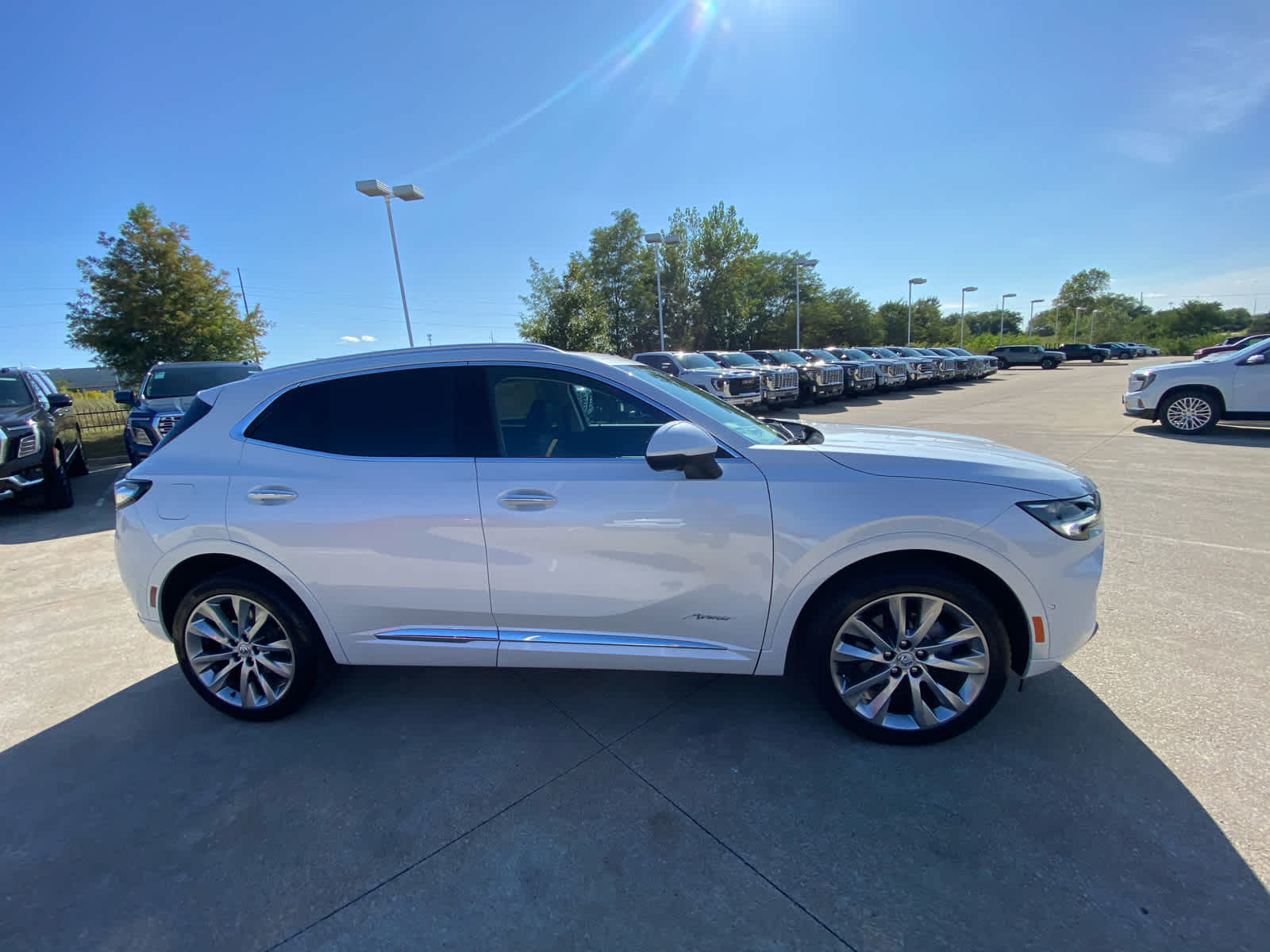 2023 Buick Envision Avenir photo 4