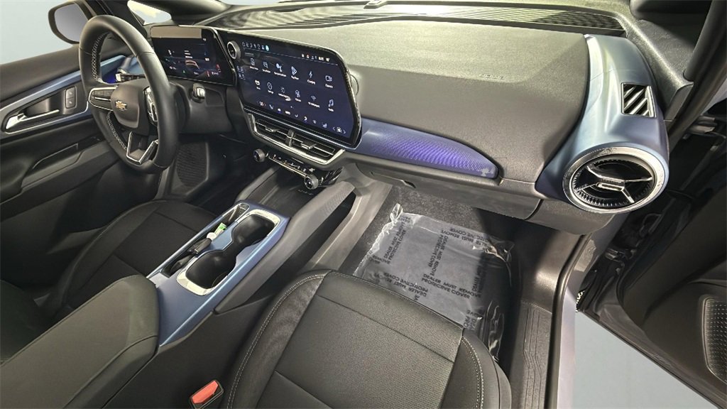 2025 Chevrolet Equinox EV 1LT photo 31