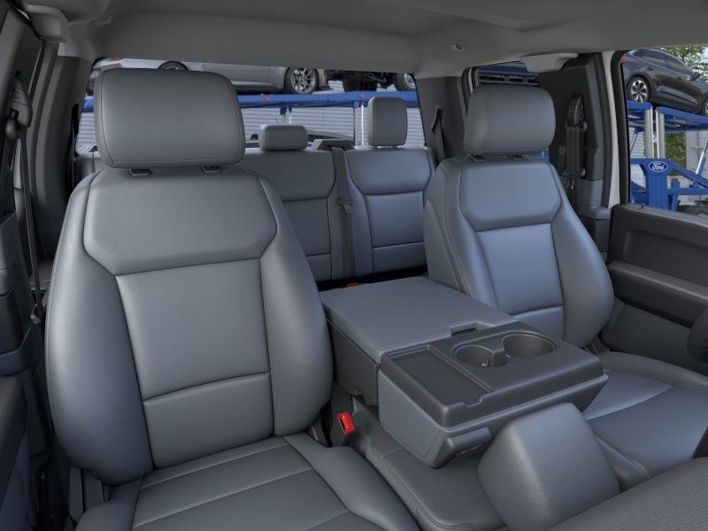 2025 Ford F-150 XL photo 3