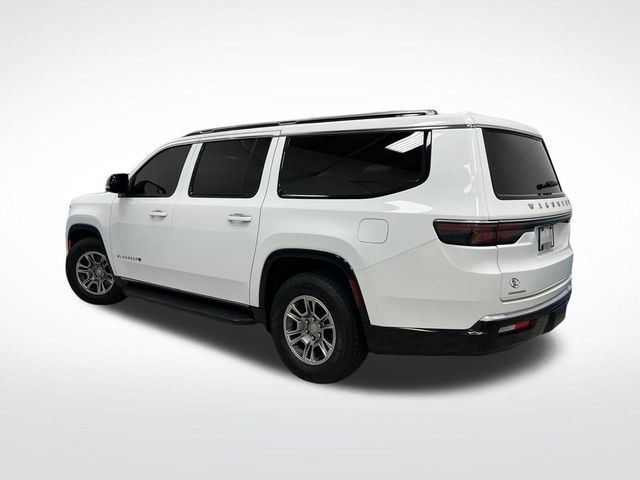 2023 Jeep Wagoneer L Base photo 3