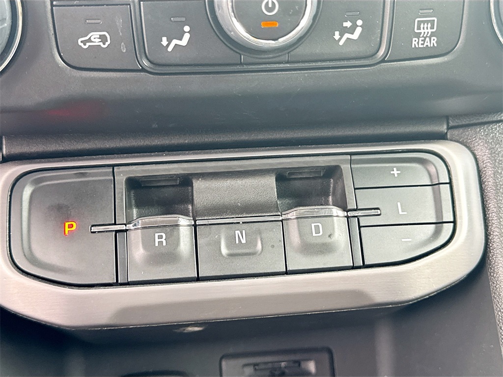 2023 Gmc Acadia AT4 photo 11