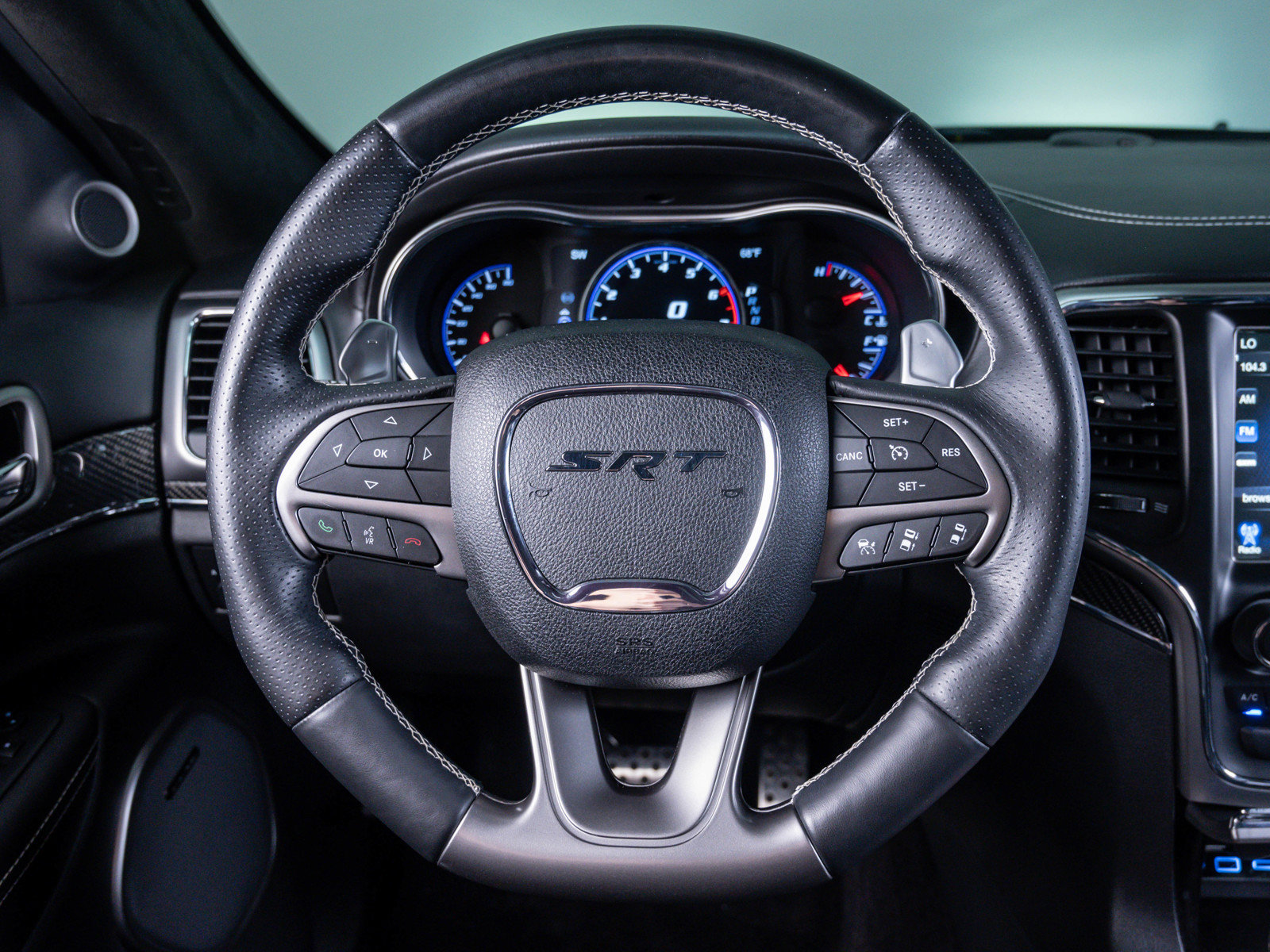 2017 Jeep Grand Cherokee SRT8 photo 12