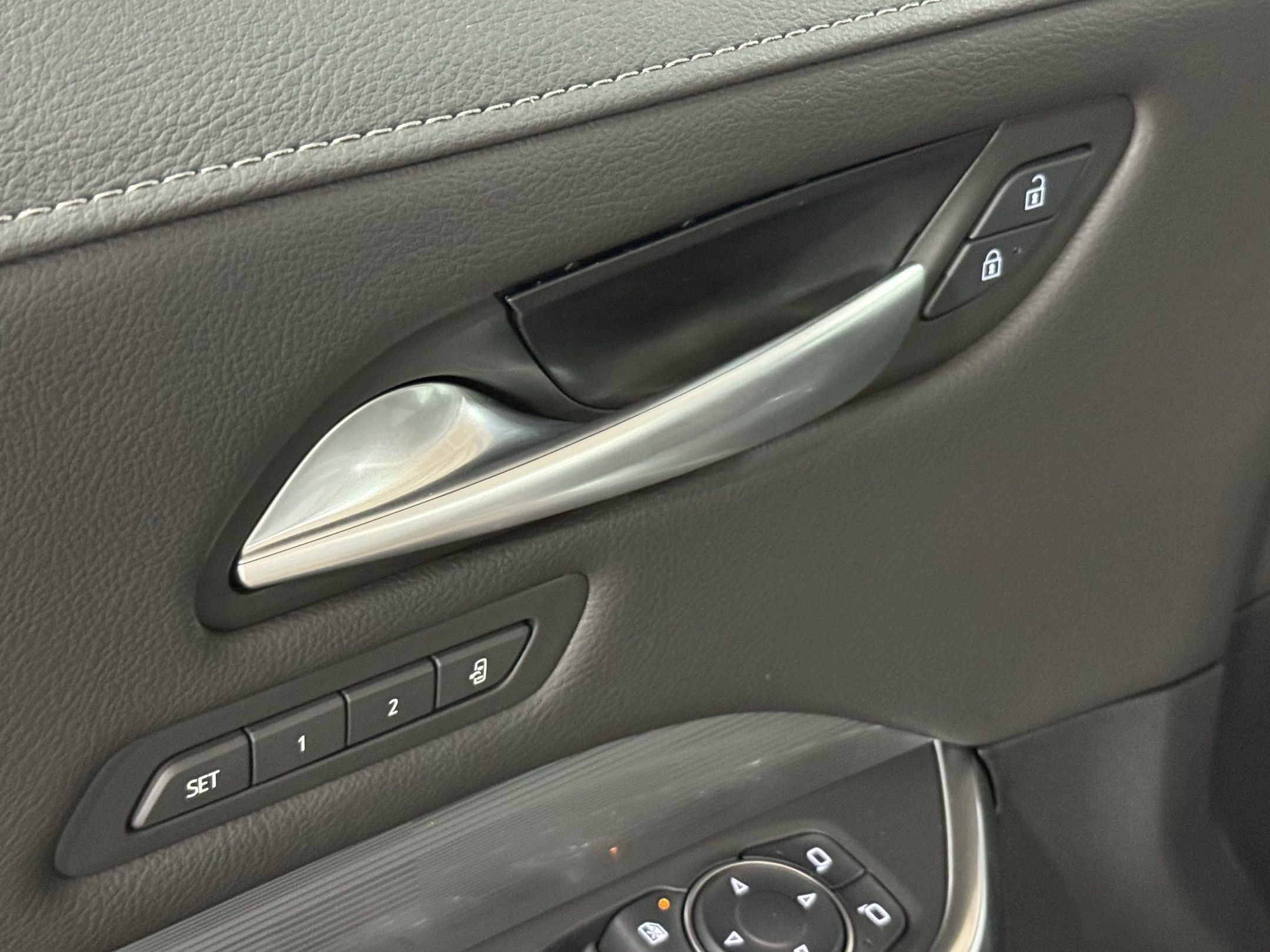 2025 Cadillac XT4 Premium Luxury photo 19