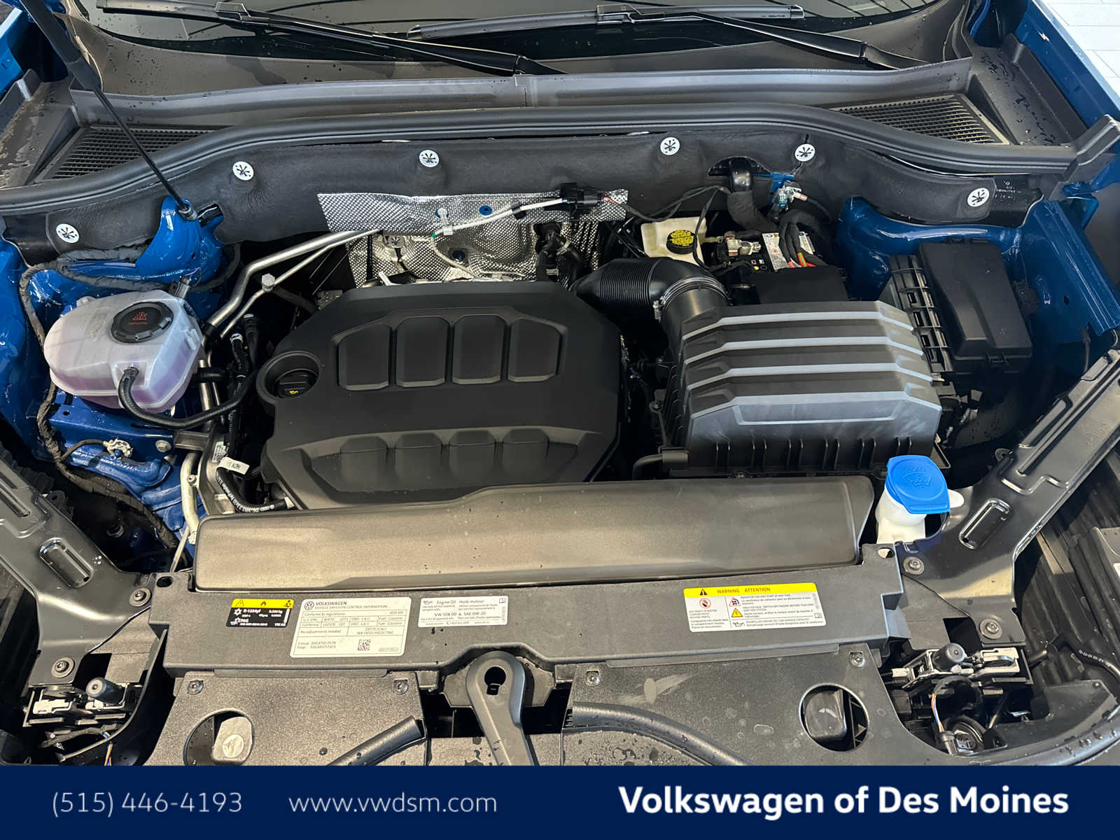 2025 Volkswagen Atlas Cross Sport SE Technology photo 8