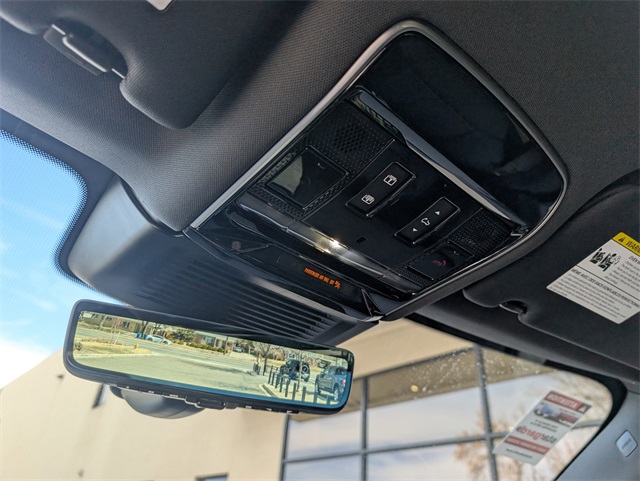 2025 Land Rover Range Rover Sport SE photo 13