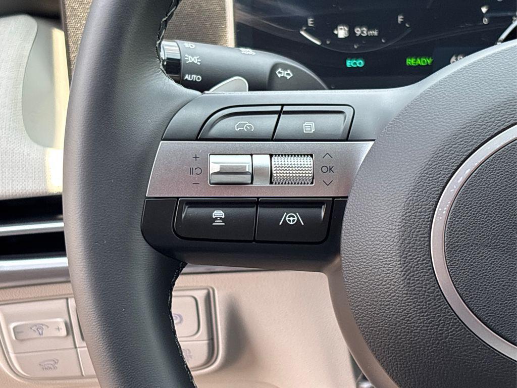 2025 Hyundai Tucson Hybrid SEL Convenience photo 18