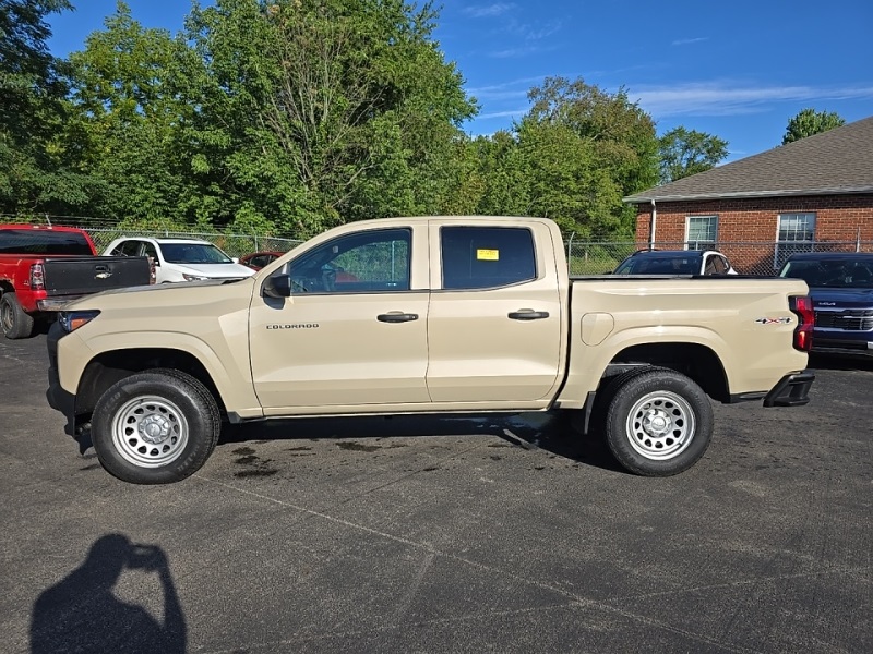 2023 Chevrolet Colorado Work Truck photo 4