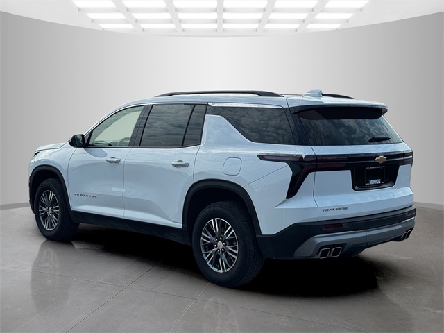2025 Chevrolet Traverse photo 4