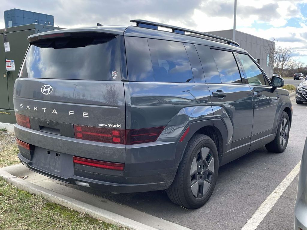 2024 Hyundai Santa Fe SEL photo 4