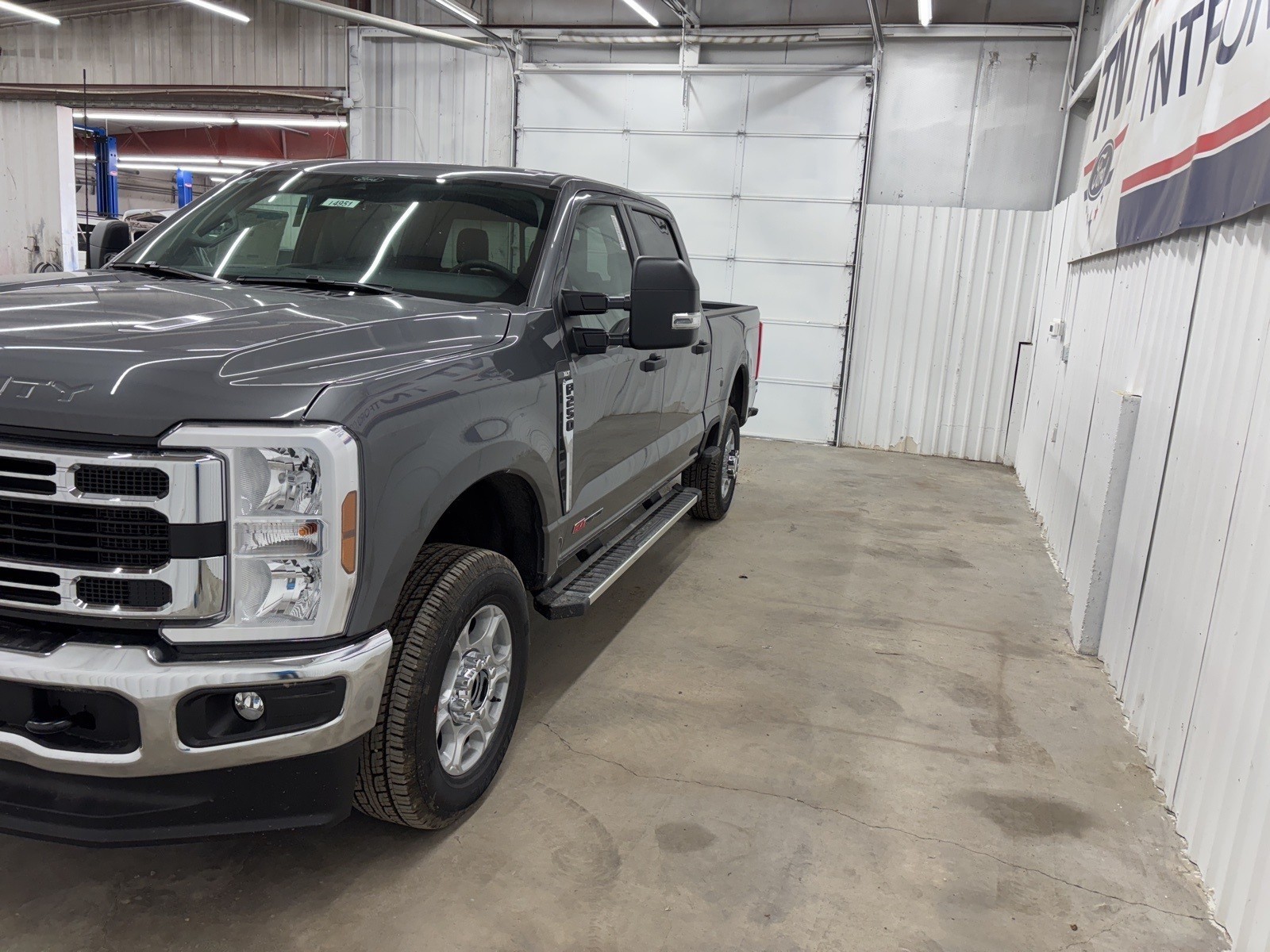 2025 Ford F-250 XLT photo 4