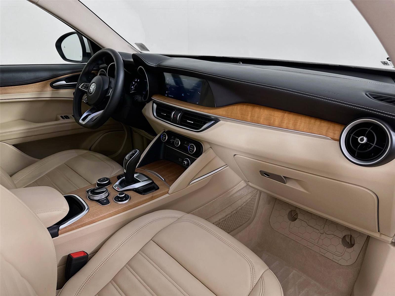 2021 Alfa Romeo Stelvio Ti Sport photo 29