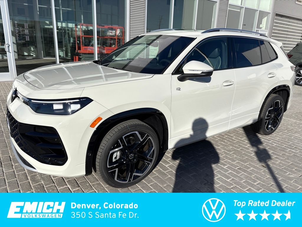 2026 Volkswagen Tiguan SEL R-LINE TURBO's photo