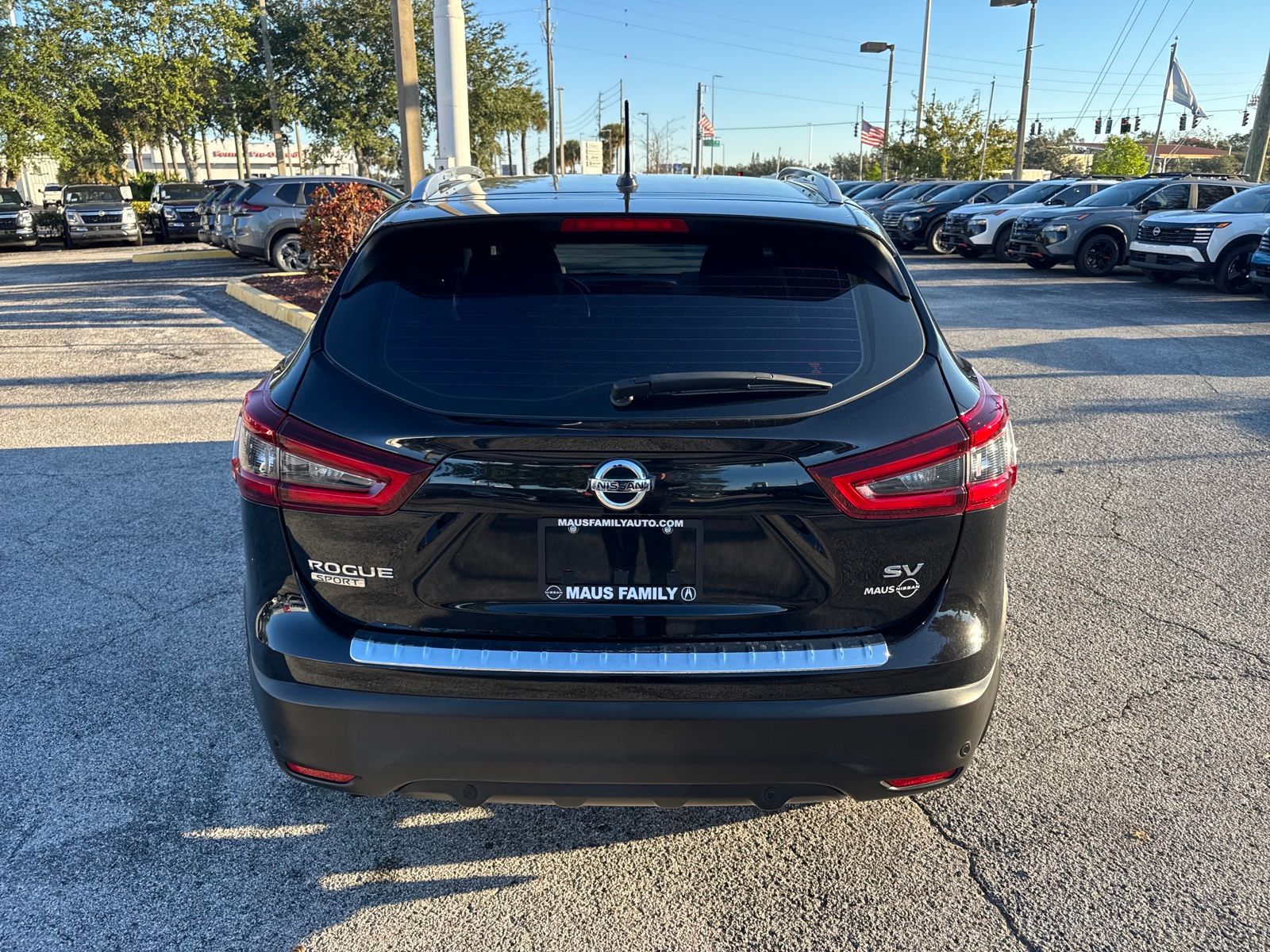 2022 Nissan Rogue Sport SV photo 4