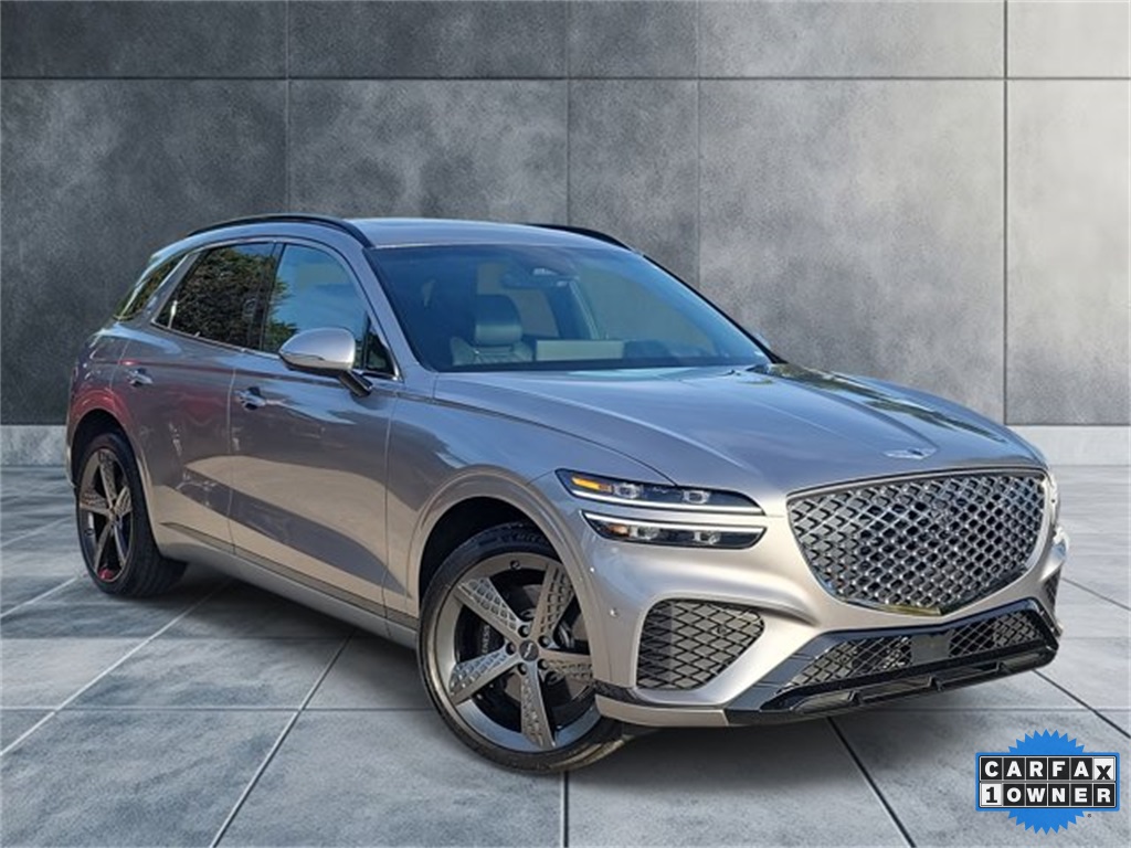 2024 GENESIS GV70 Sport's photo