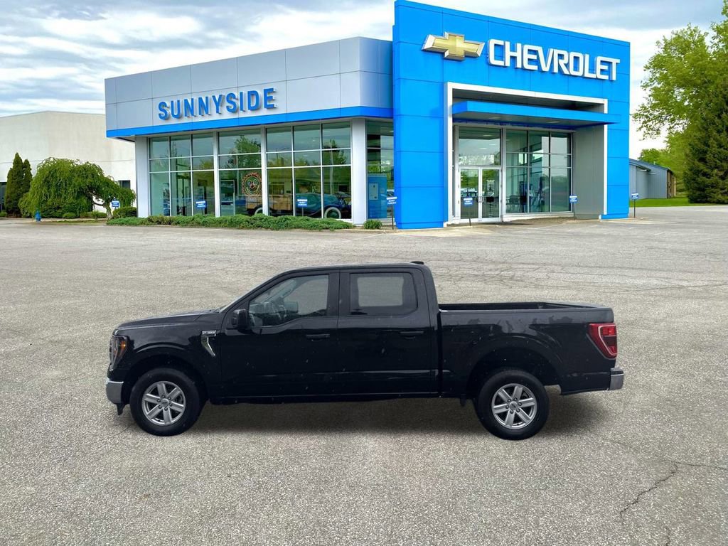 2023 Ford F-150 XLT photo 2