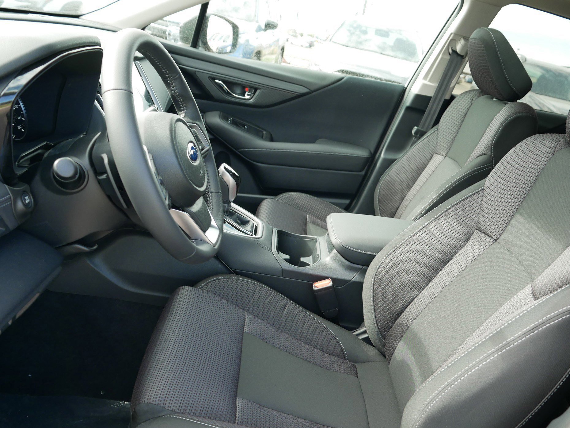 2025 Subaru Outback Premium photo 4