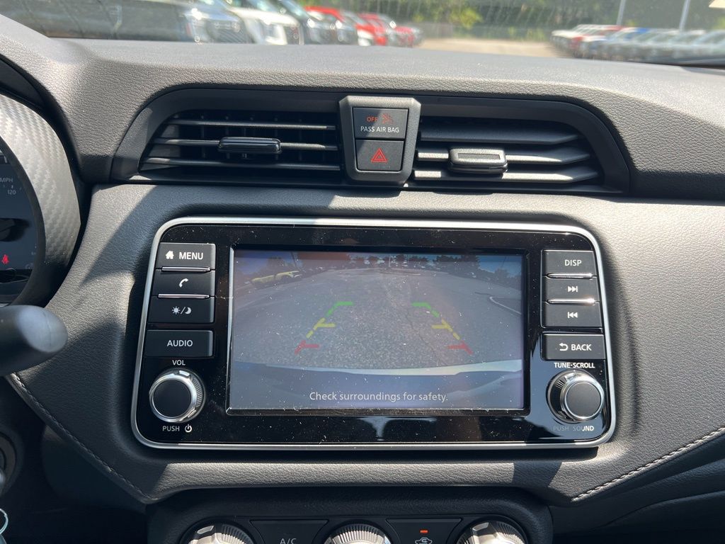 2025 Nissan Versa S photo 10