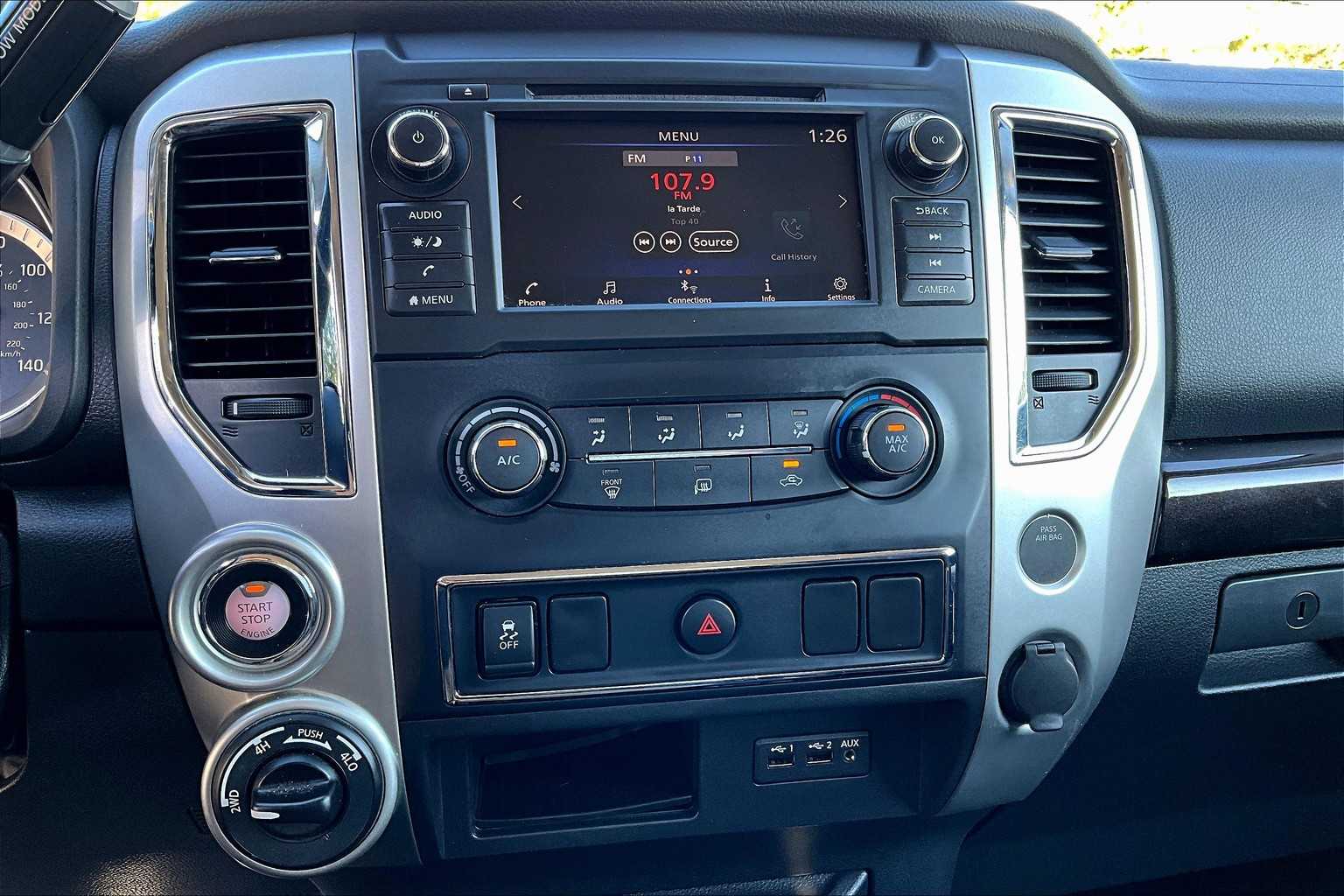 2019 Nissan Titan SV photo 6