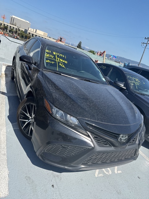 2023 Toyota Camry SE photo 2