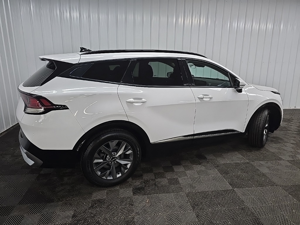 2023 Kia Sportage SX photo 2