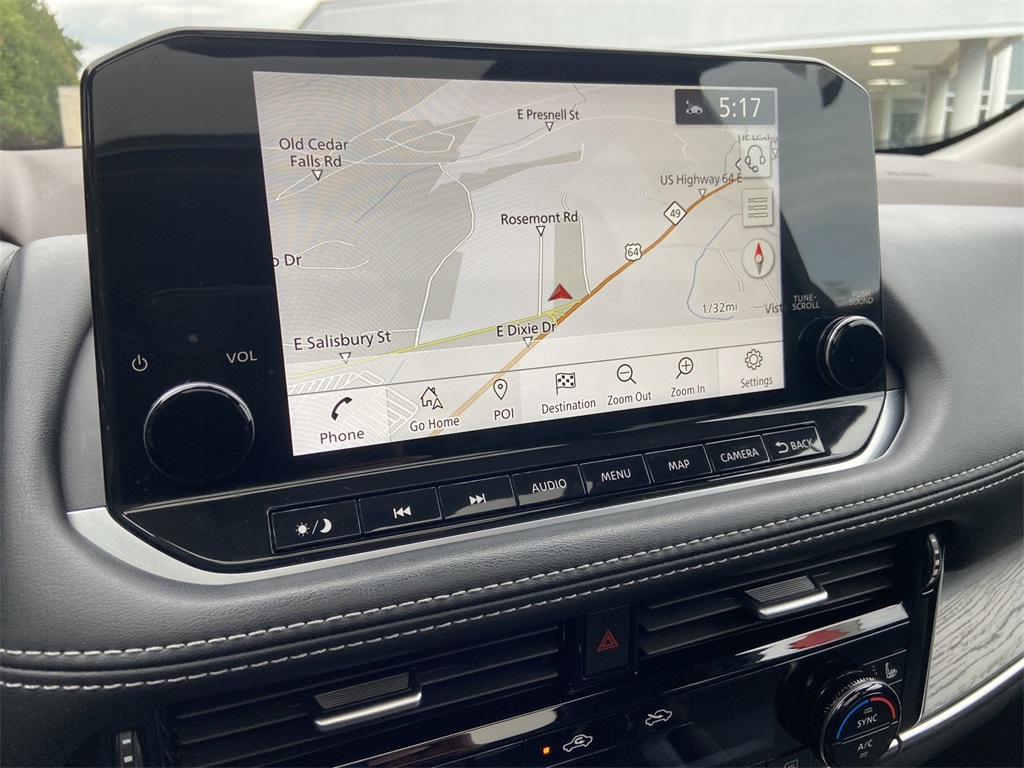 2021 Nissan Rogue SL photo 17