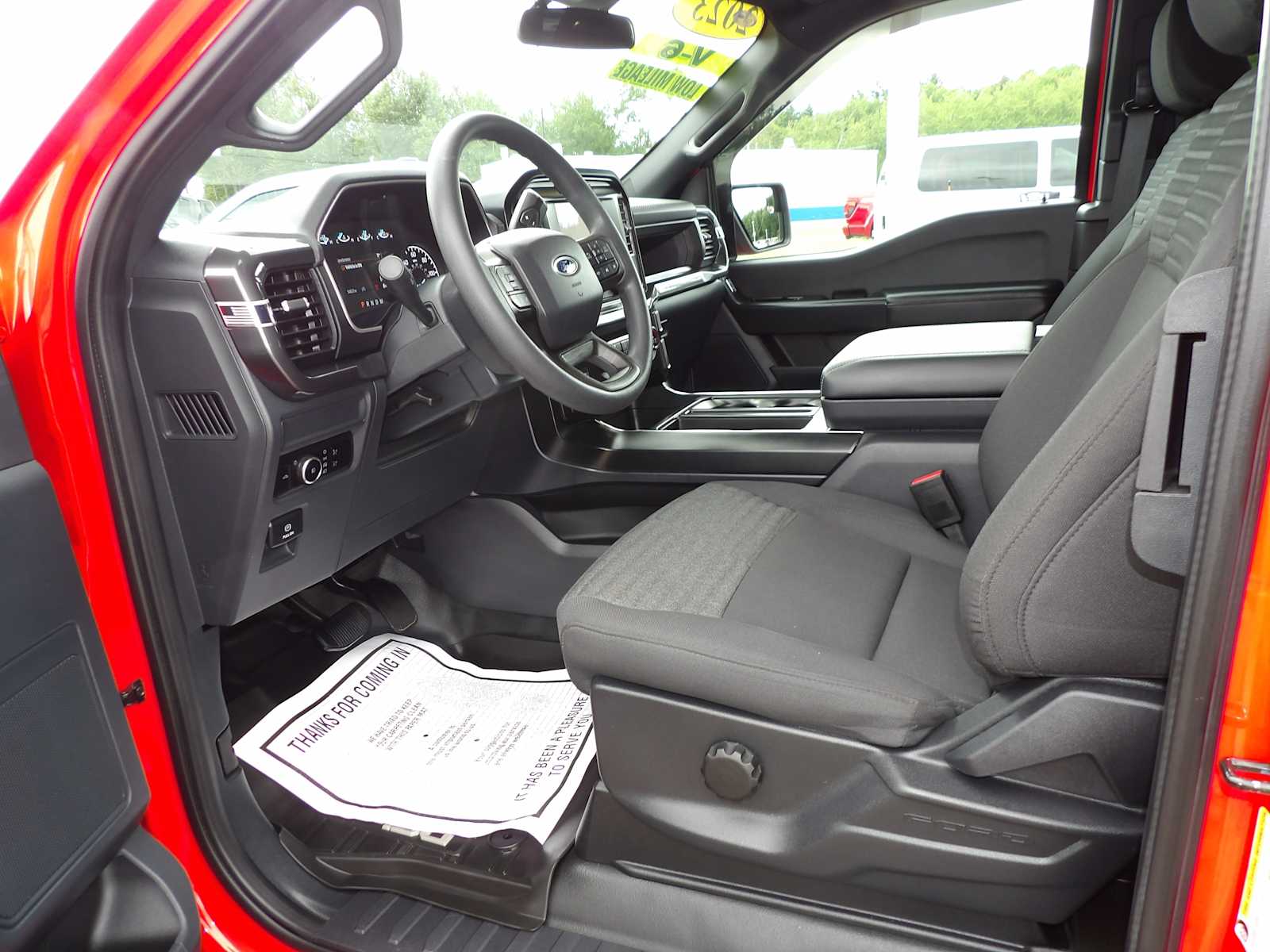 2023 Ford F-150 XL photo 8