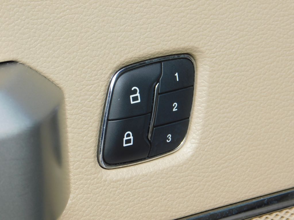 2019 Ford F-150 Lariat photo 23