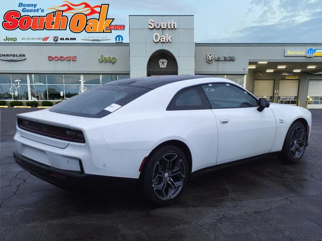 2024 Dodge Charger R/T photo 3