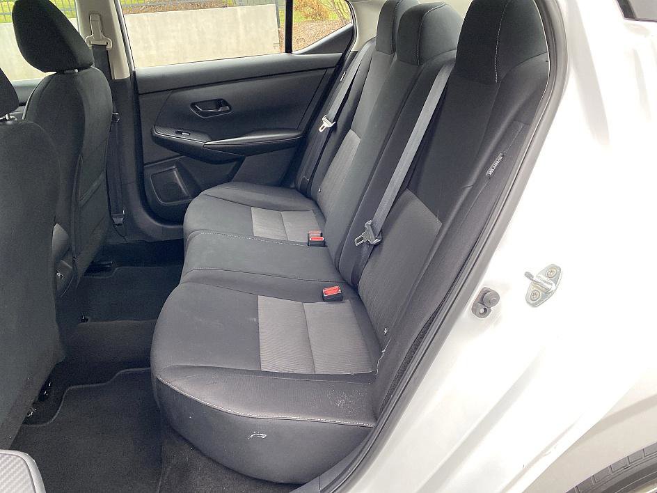 2024 Nissan Sentra SV photo 15
