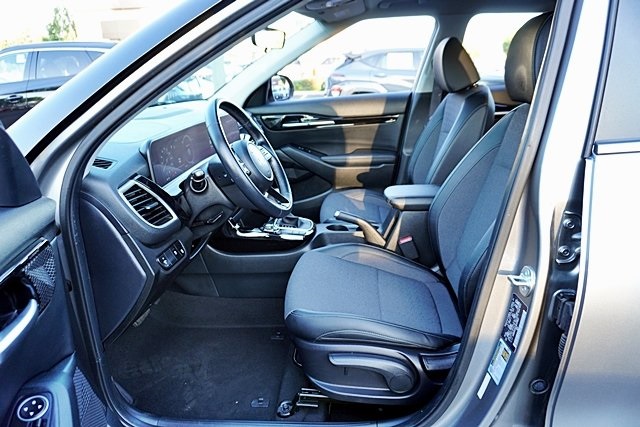 2024 Kia Seltos S photo 12