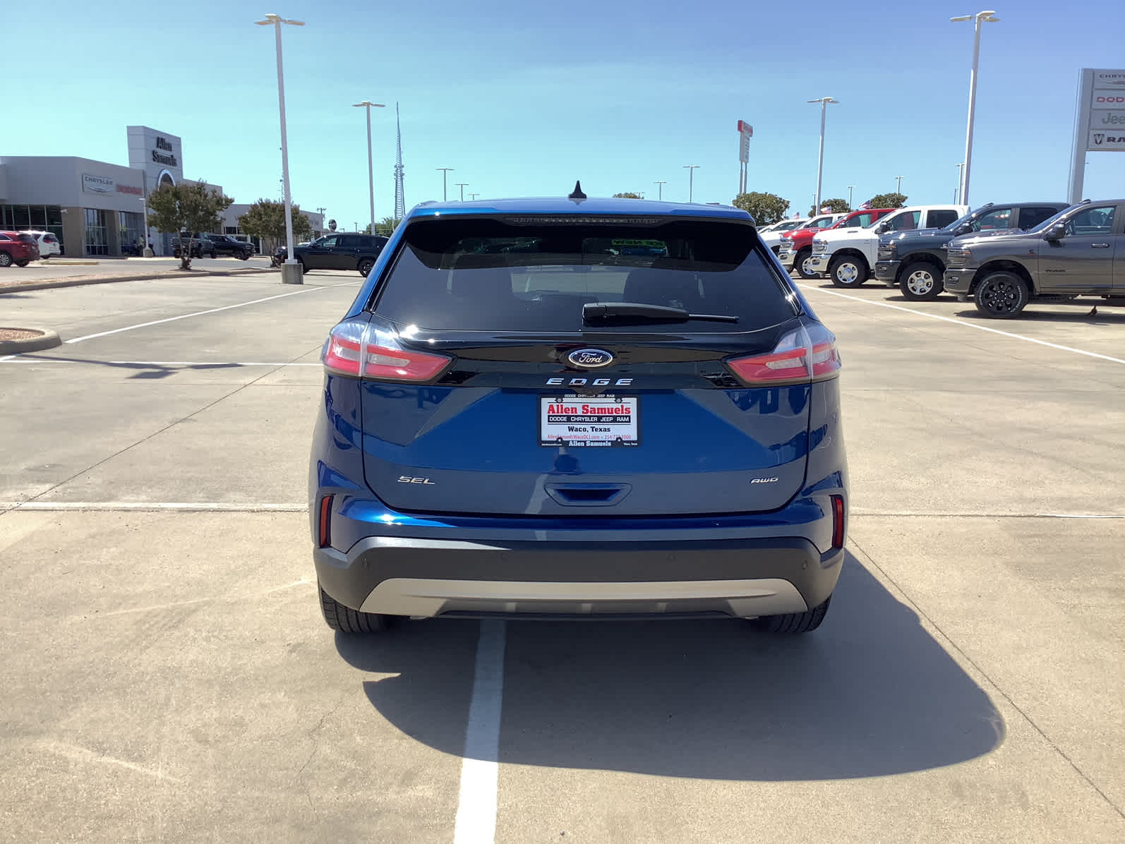 2024 Ford Edge SEL photo 6