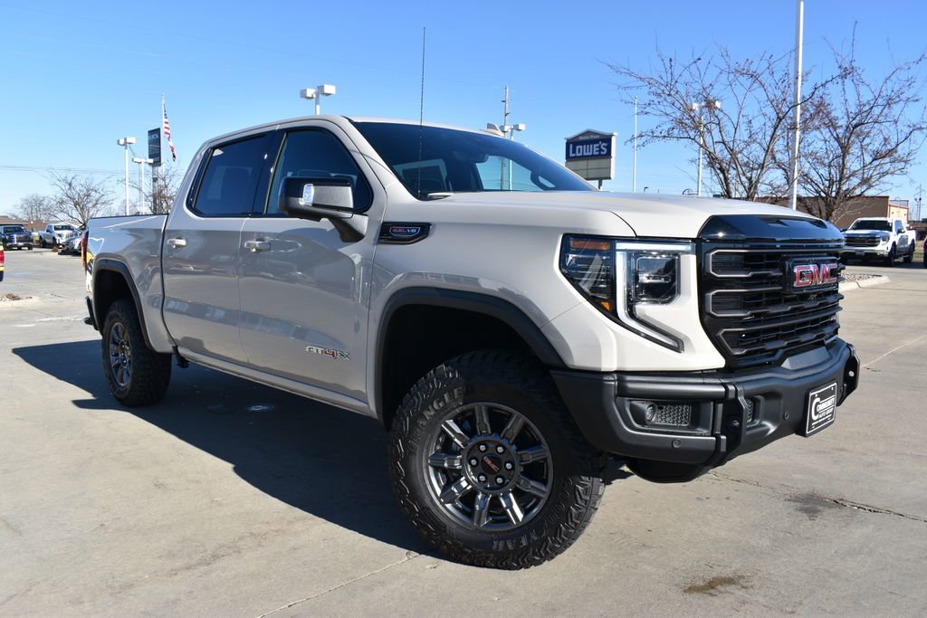 2026 GMC Sierra SLE's photo