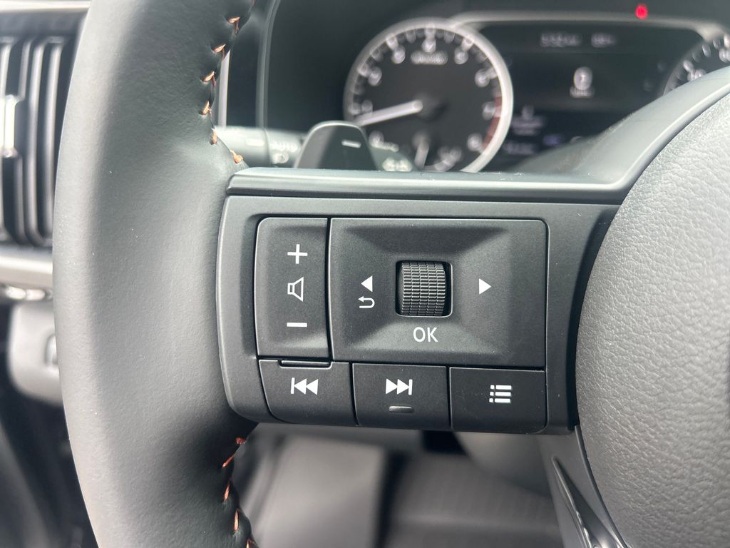 2025 Nissan Pathfinder Rock Creek photo 26
