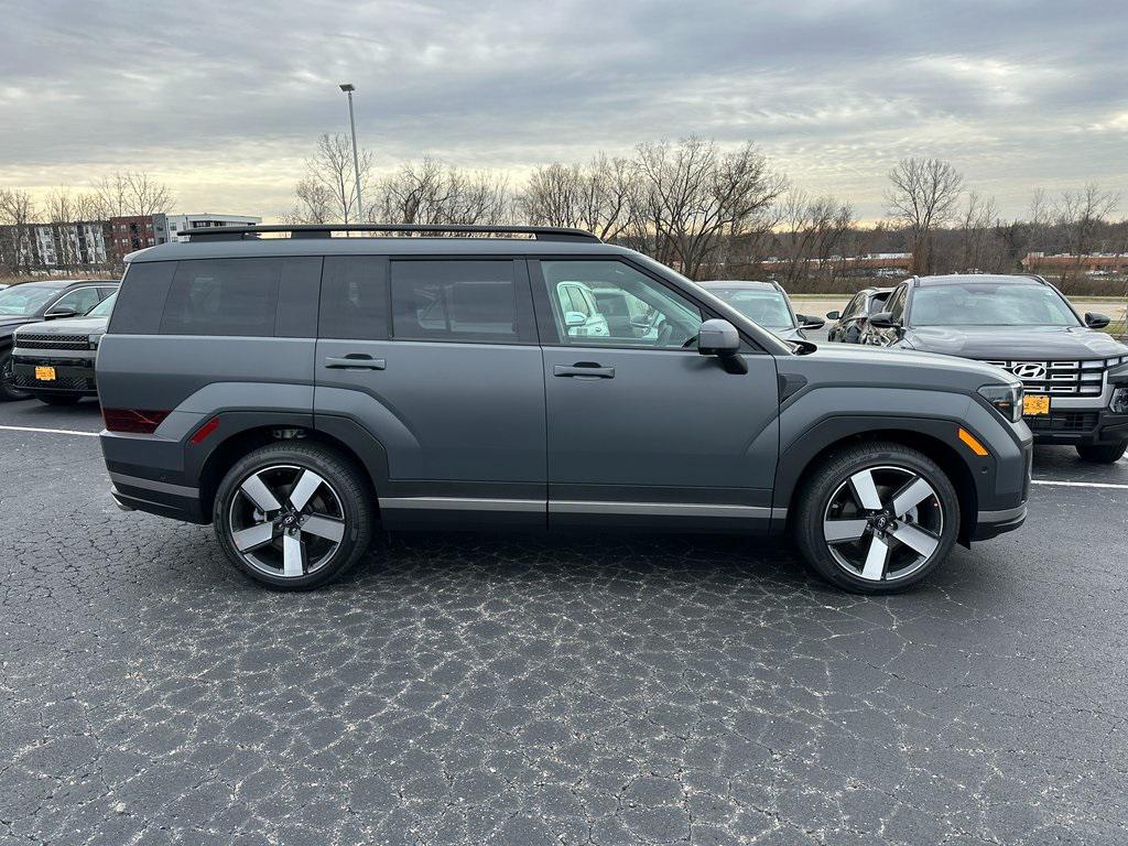 2025 Hyundai Santa Fe Limited photo 2