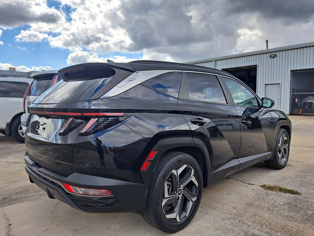 2022 Hyundai Tucson SEL Convenience photo 4