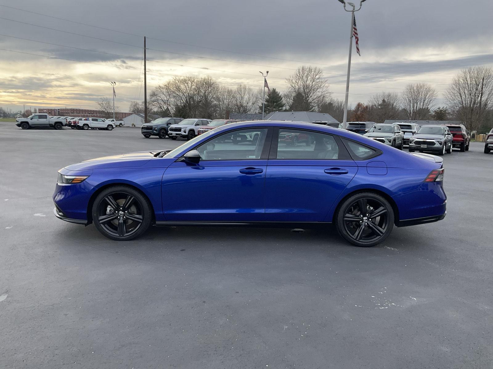 2023 Honda Accord Hybrid Sport-L photo 4