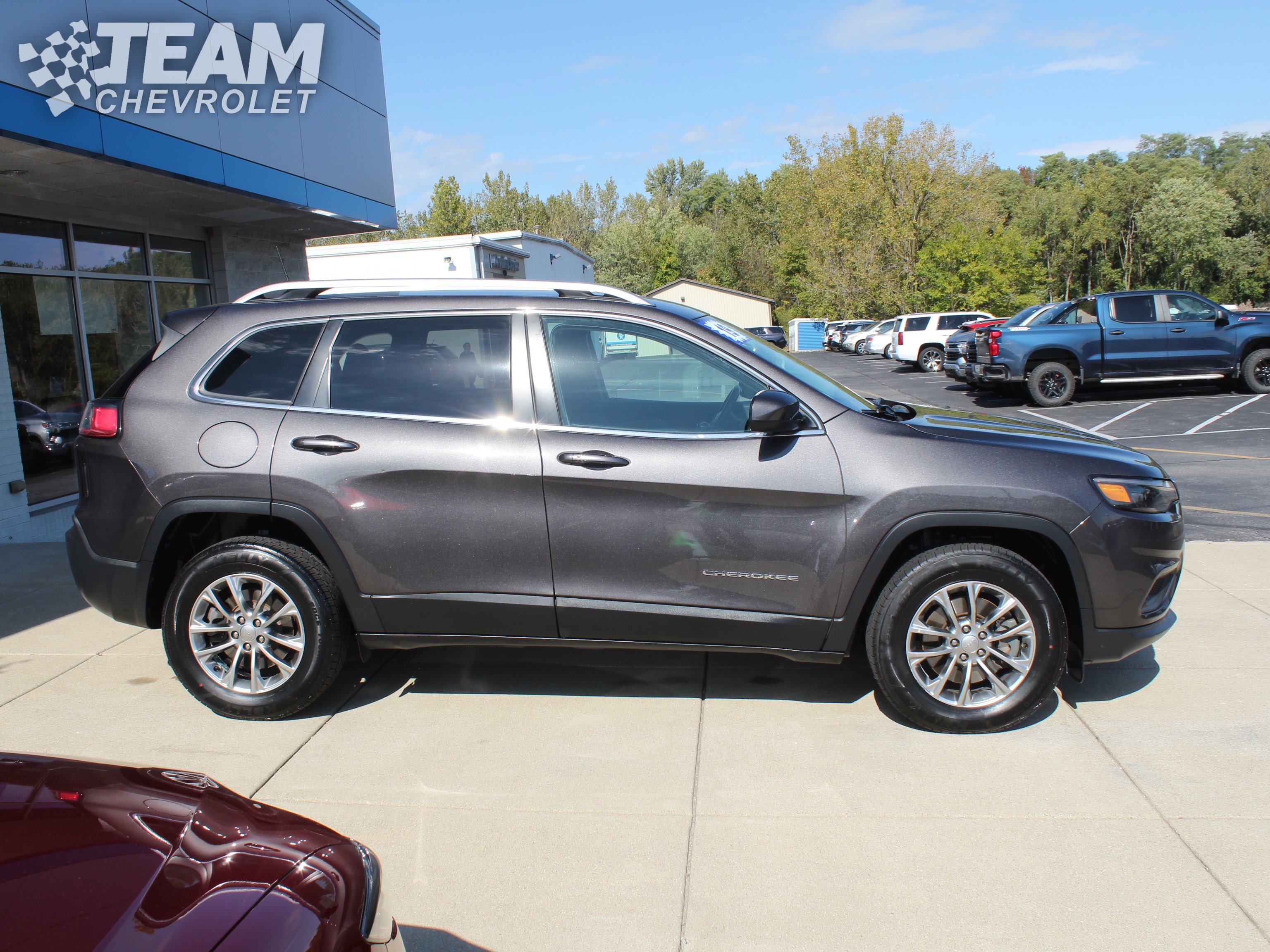 2019 Jeep Cherokee Latitude photo 3