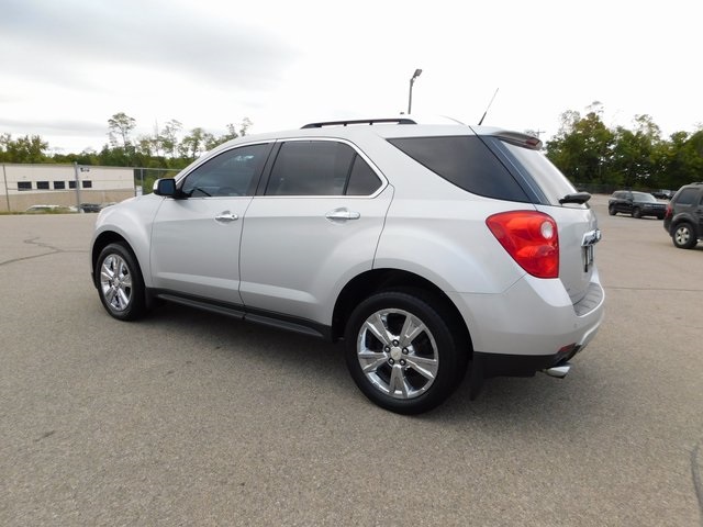 2011 Chevrolet Equinox LTZ photo 4