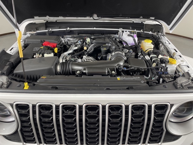 2025 Jeep Wrangler Sahara photo 44