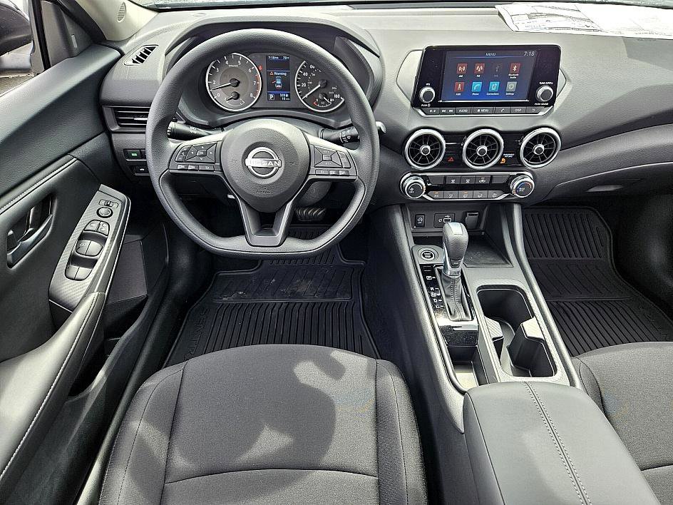 2025 Nissan Sentra S photo 9